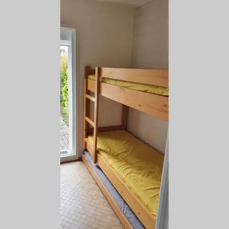 Апартаменты Studio Cabine Secteur Pinede Avec Piscine